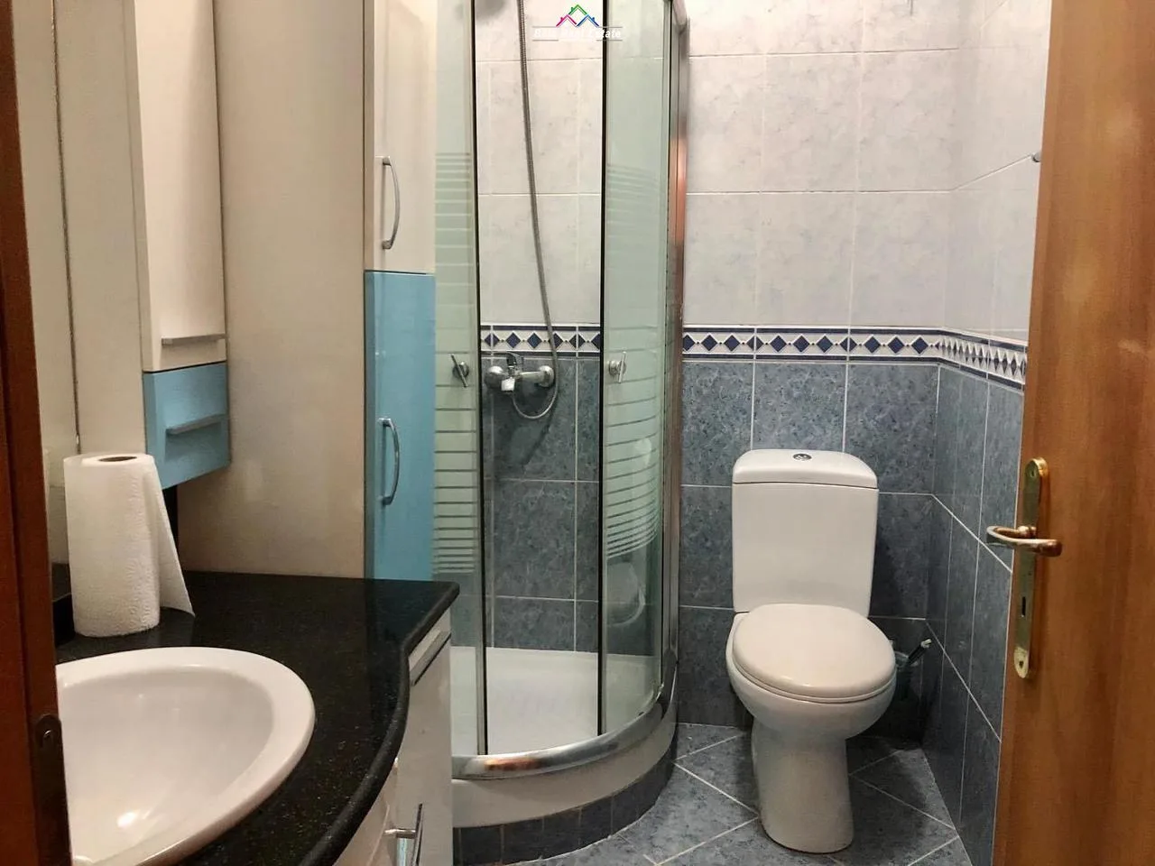 Apartament Me Qera 2+1 Tek Rruga Kavajes (ID B2201060) Tirane​