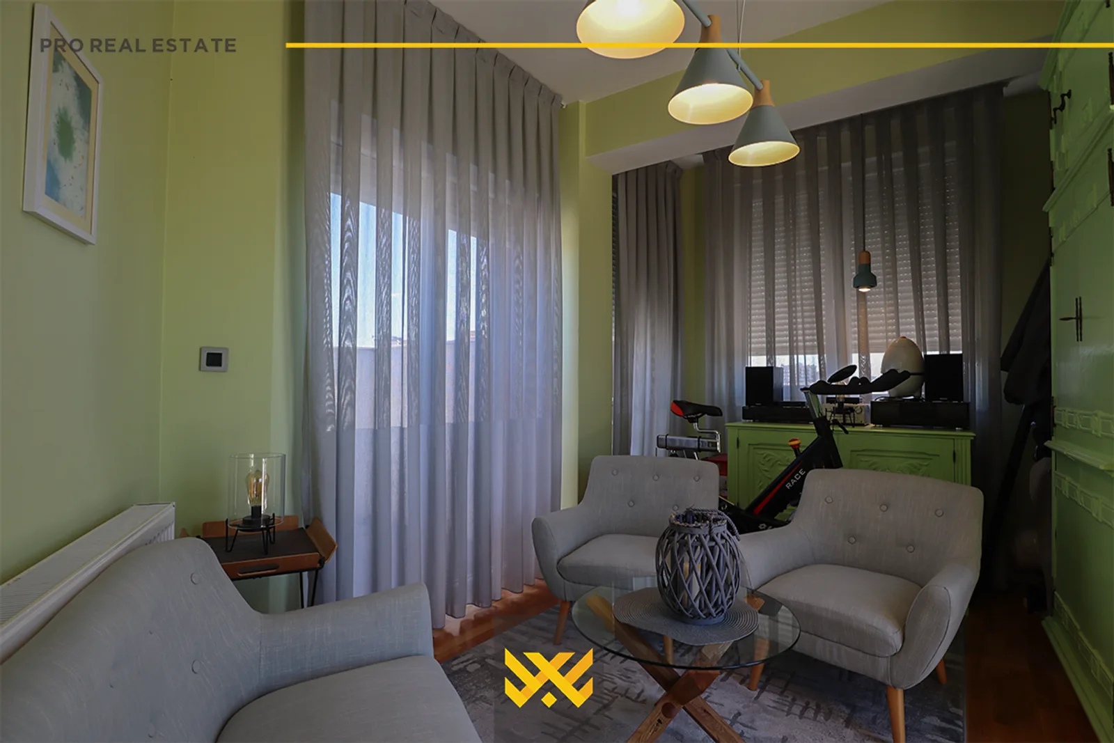 Penthouse 159m² + 130m² për #SHITJE në Aktash