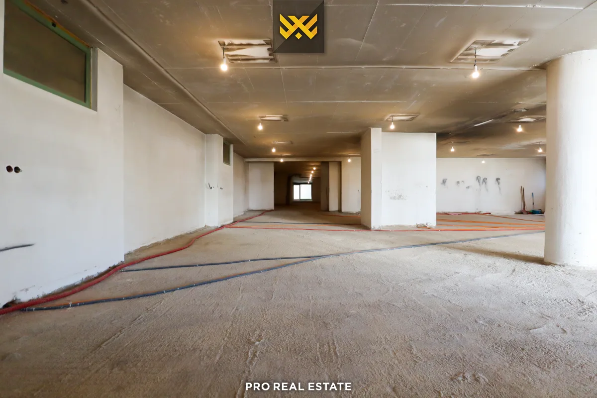 Lokal 450m² me #QIRA te Rruga C