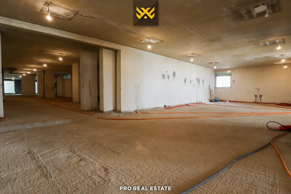 Lokal 450m² me #QIRA te Rruga C