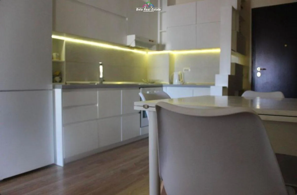 Apartament me Qera 2+1 tek Rruga e Barrikadave (ID B2201129) Tirane