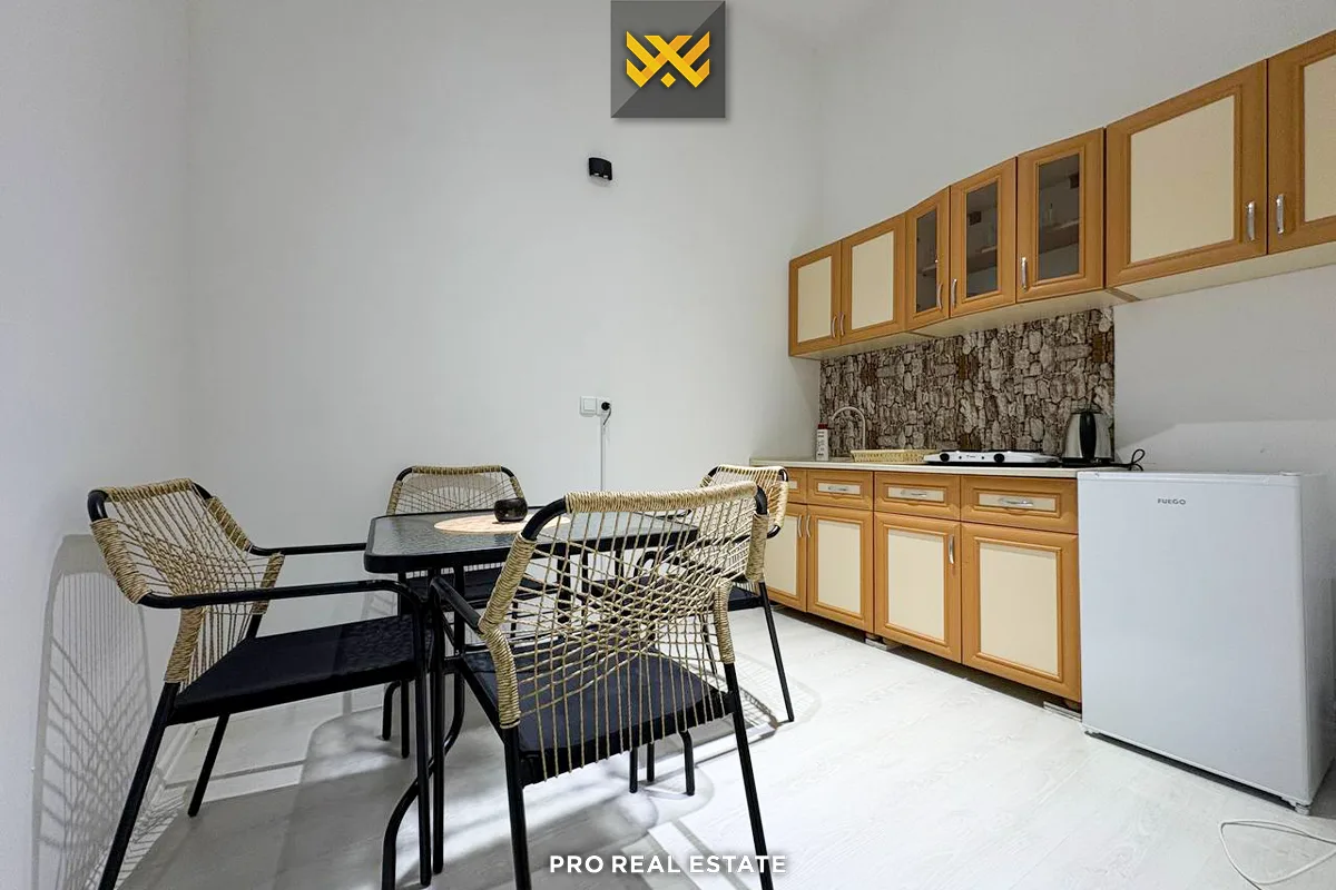 Banesë / Zyrë 50m² me #QIRA në Qendër