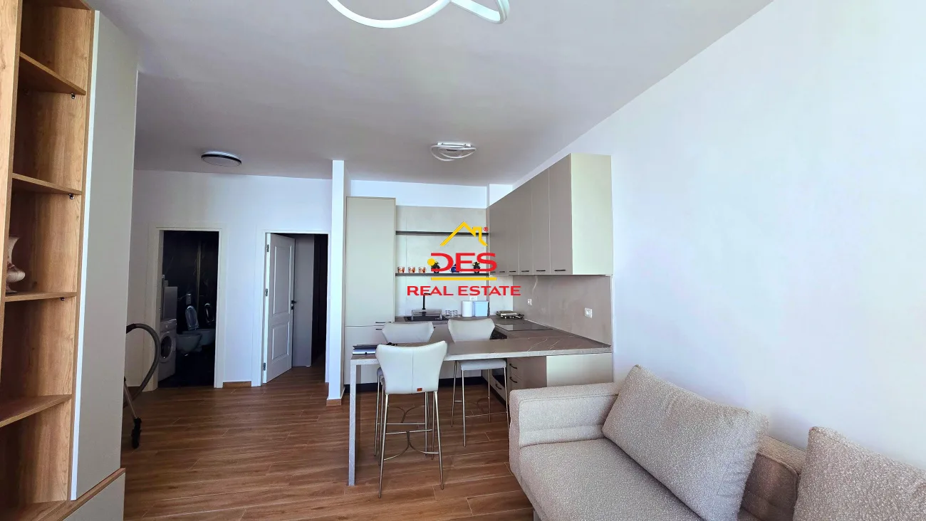 SHITET APARTAMENT LUKSOZ 1+1 NË UJË TË FTOHTË, VLORË. 📍 Pranë Marina Bay