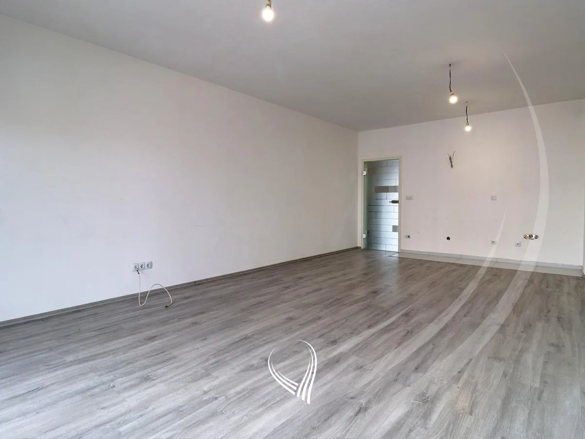 Zyre me 3 dhoma pune me qira në lagjën Arbëria – Dragodan