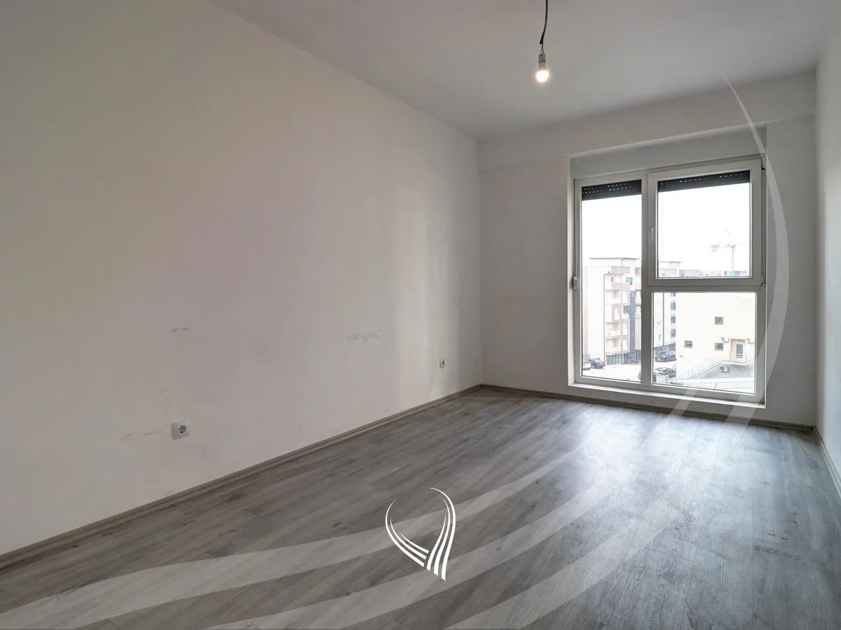 Zyre me 3 dhoma pune me qira në lagjën Arbëria – Dragodan