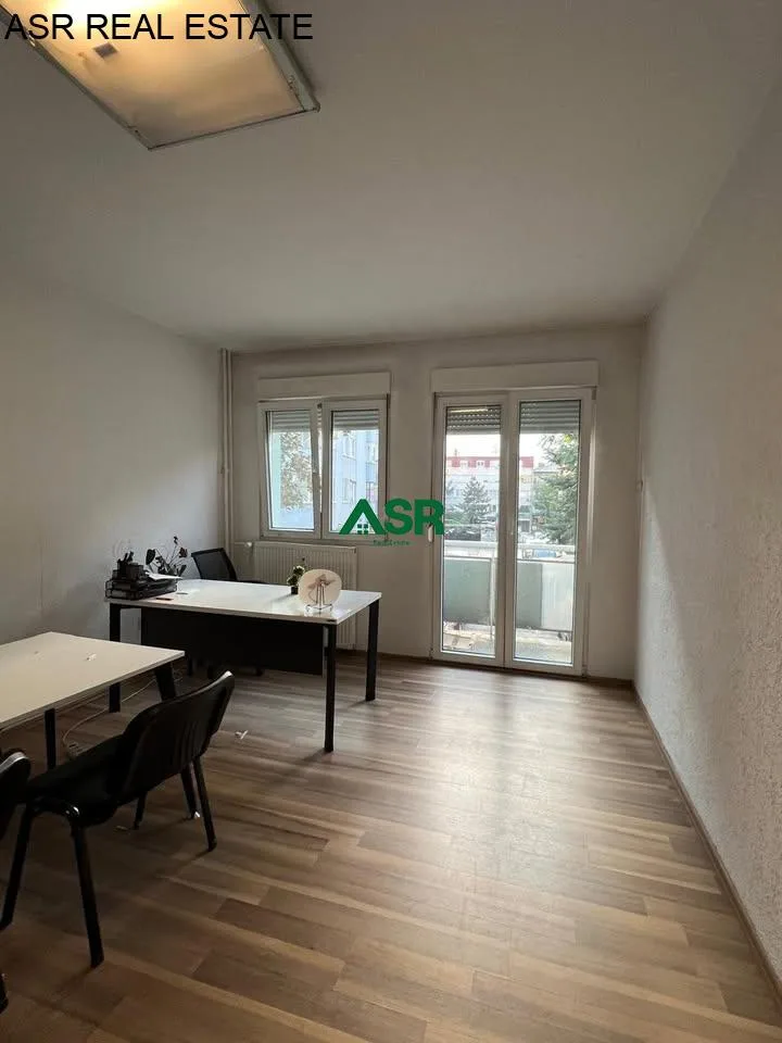 #ID:3792 Banesë 50m2 me #qira në lagjen qender, ne shesh te Prishtines