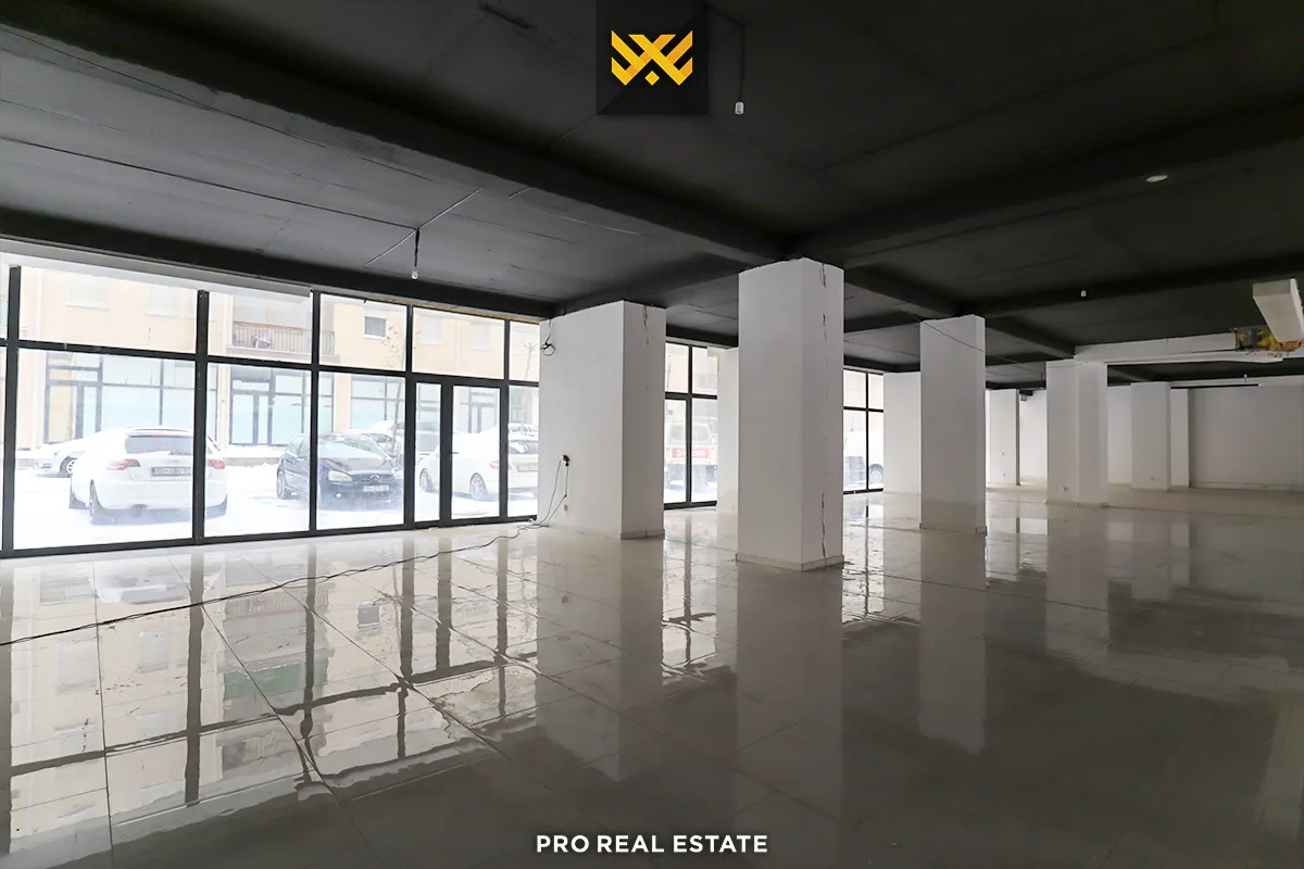 Lokal 250.5m² me #QIRA në Fushë Kosovë
