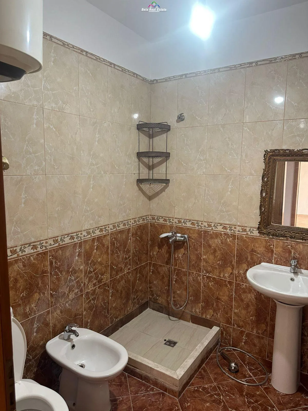 Apartament Me Qera 1+1 tek Vasil Shanto (ID B210860) Tirane​