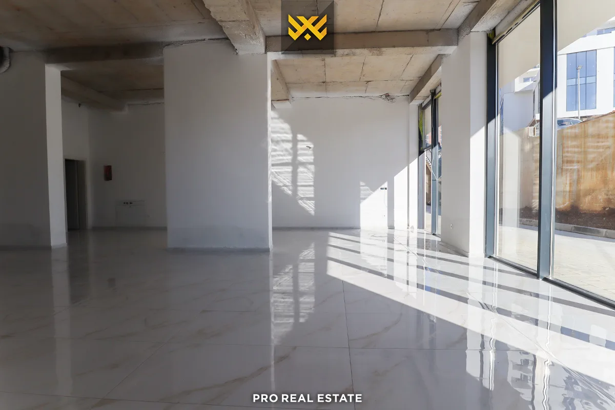 Lokal 113m² për #SHITJE në Veternik