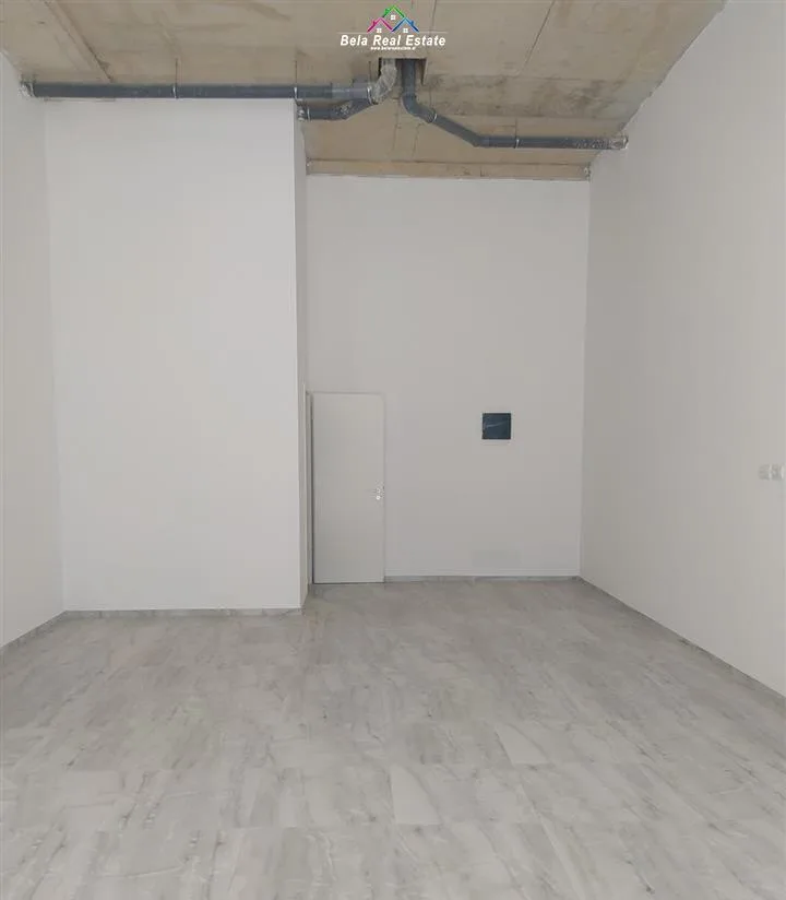 Dyqan Me Qera Tek Bulevardi i Ri (ID BD21582) Tirane