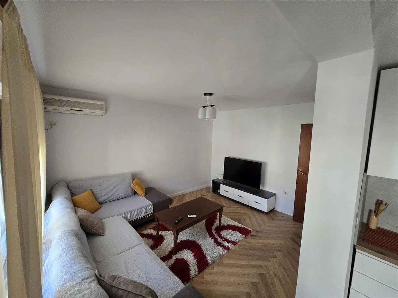 Apartament me qera 1+1 tek Shkolla e Baletit (ID B211340) Tirane