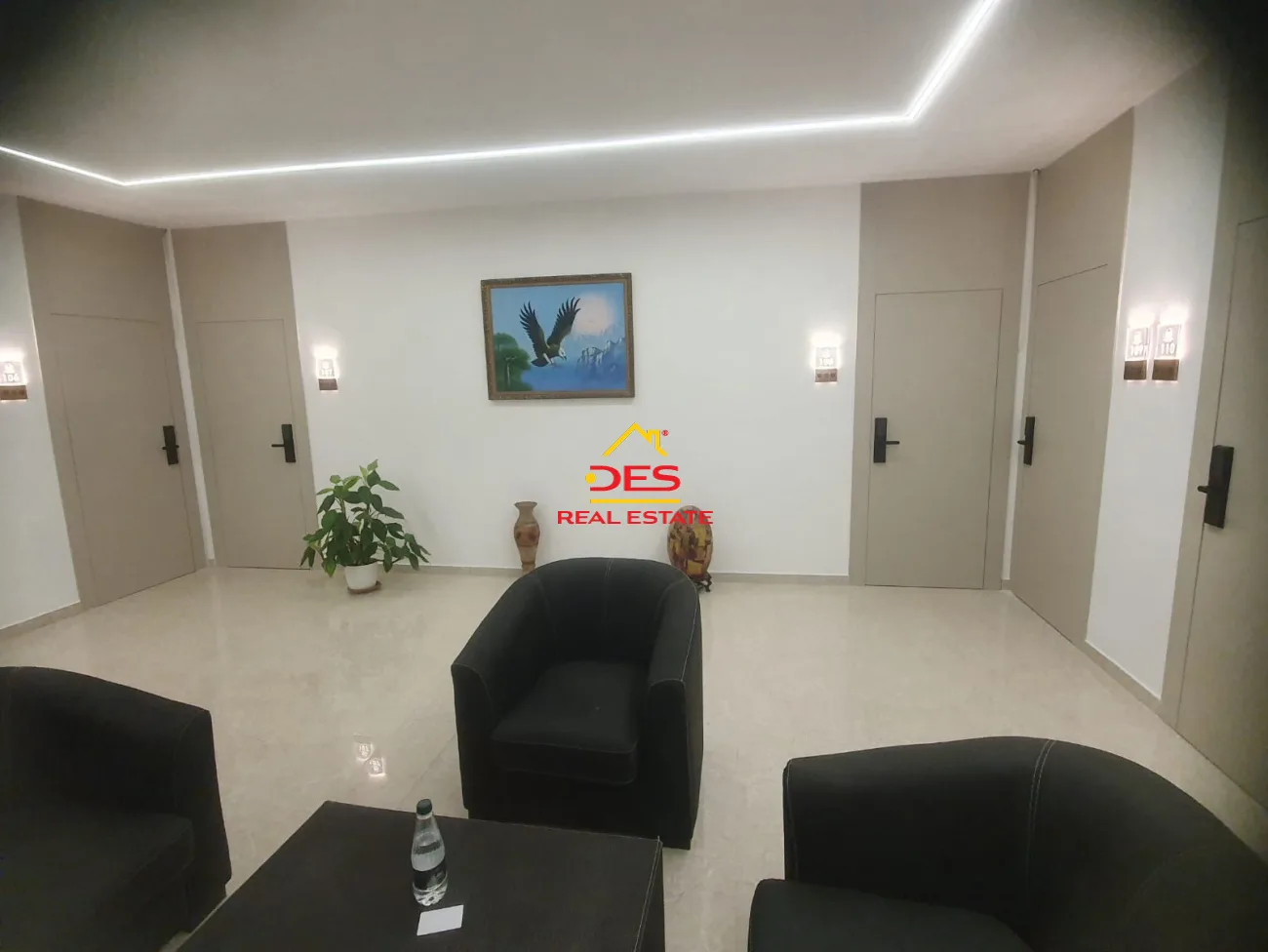 Jepet me qira – hotel afër muradies, vlore