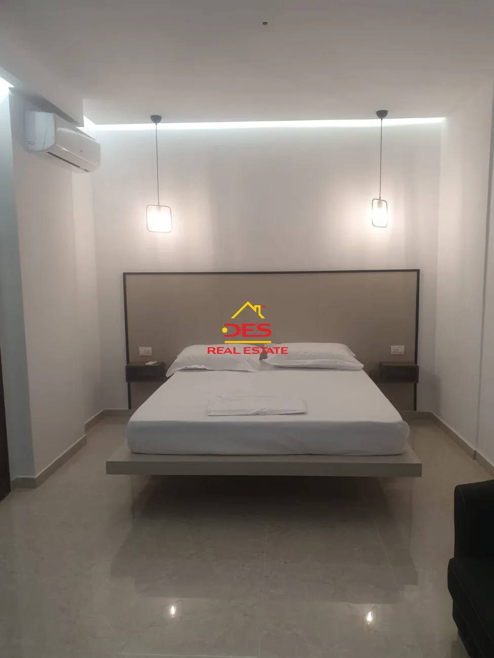 Jepet me qira – hotel afër muradies, vlore
