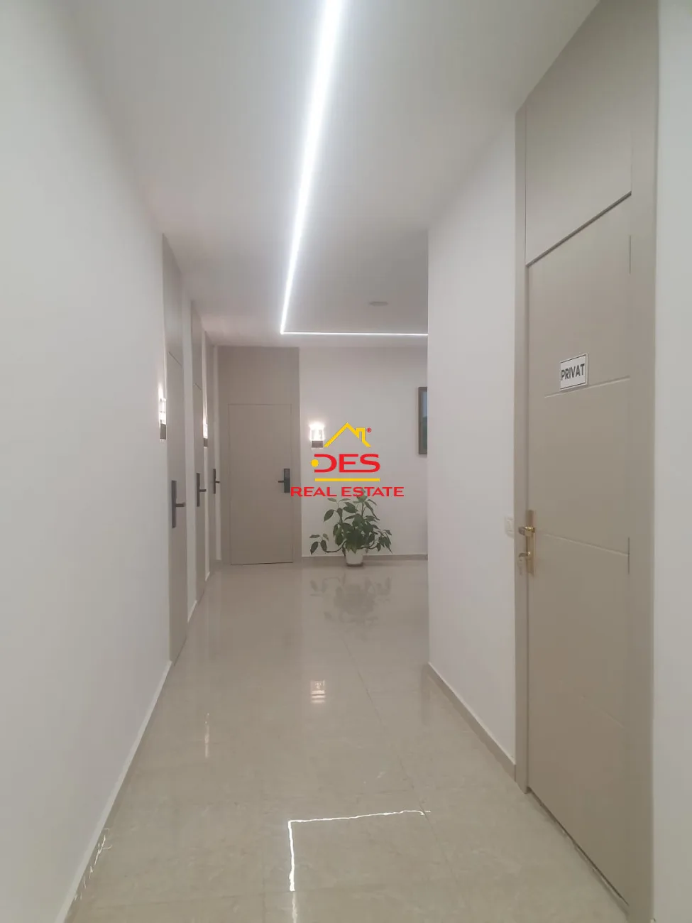 Jepet me qira – hotel afër muradies, vlore