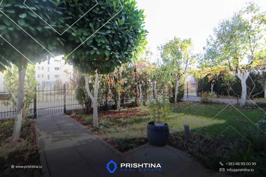 Lokale me qira 55m² + 55m² te Mati 1