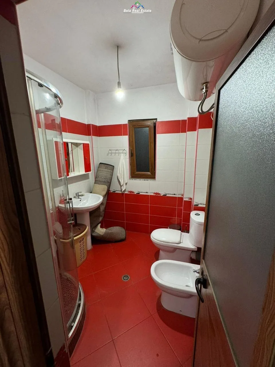 Kati I 3 I Nje Vile 2+1 tek Bulevardi i Ri (ID BV22337) Tirane