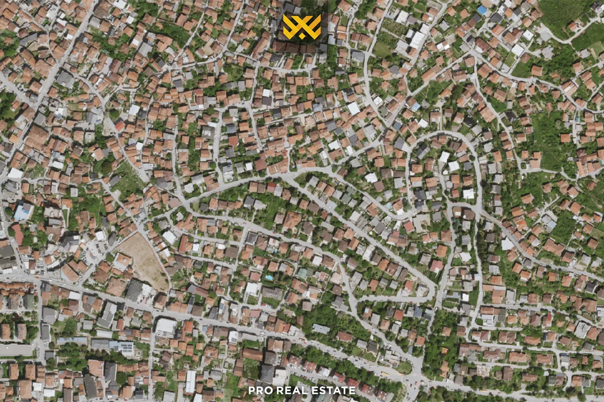 Lokal 170m² me #QIRA në Taslixhe
