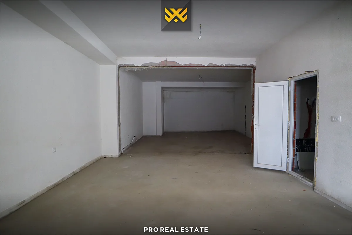 Lokal 105m² me #QIRA në Lagjen e Spitalit.