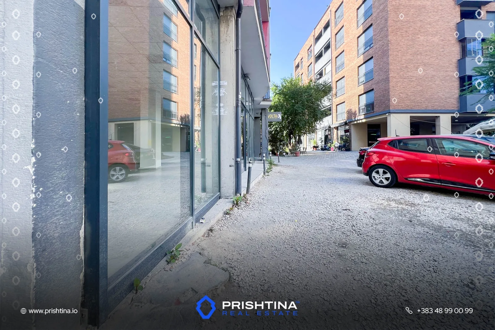 Lokal me qira 176m² në Tophane
