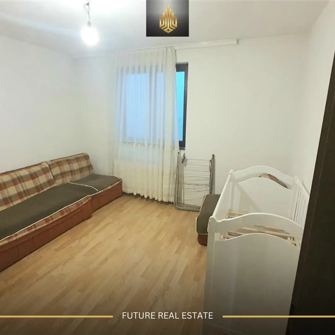 Shtëpi në SHITJE/440m²