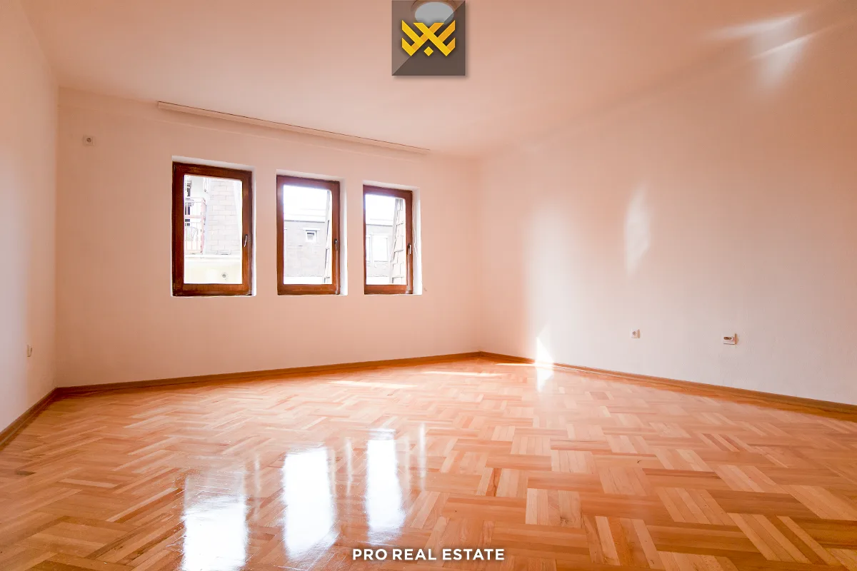 Banesë 84m² për #SHTIJE tek Parku i Qytetit