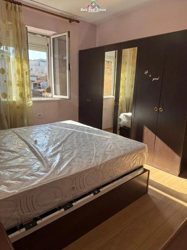 Apartament me Qera 1+1 tek ish Tregu Elektrik (ID B211306 ) Tirane.