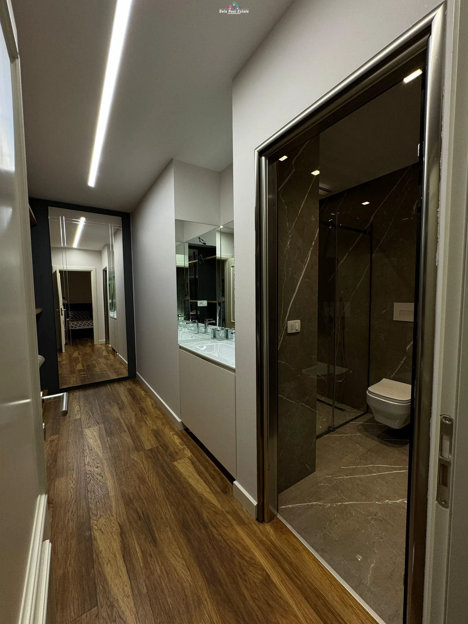 Apartament Me Qera 2+1 ne Bllok (ID B2201073) Tirane.