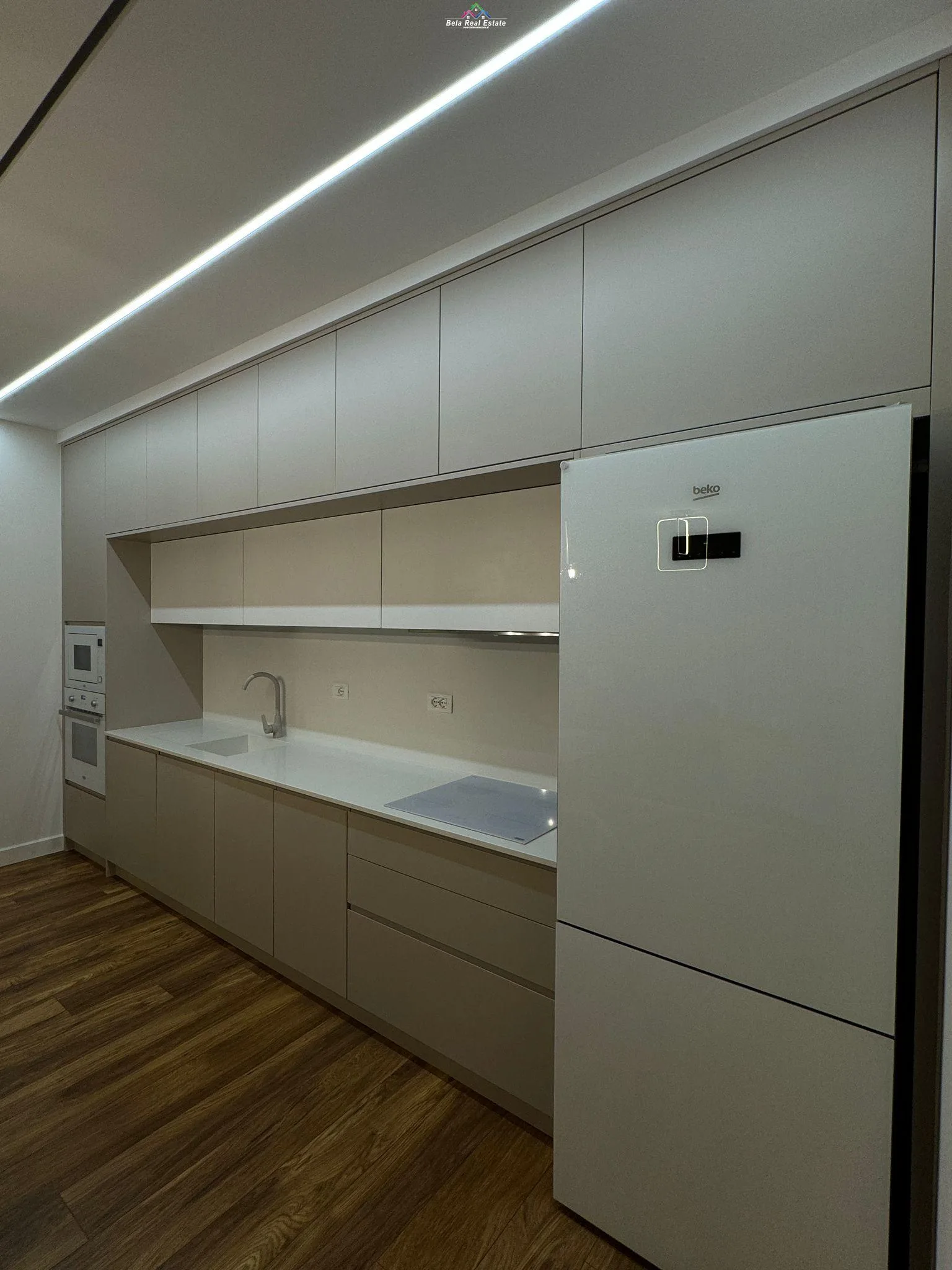 Apartament Me Qera 2+1 ne Bllok (ID B2201073) Tirane.
