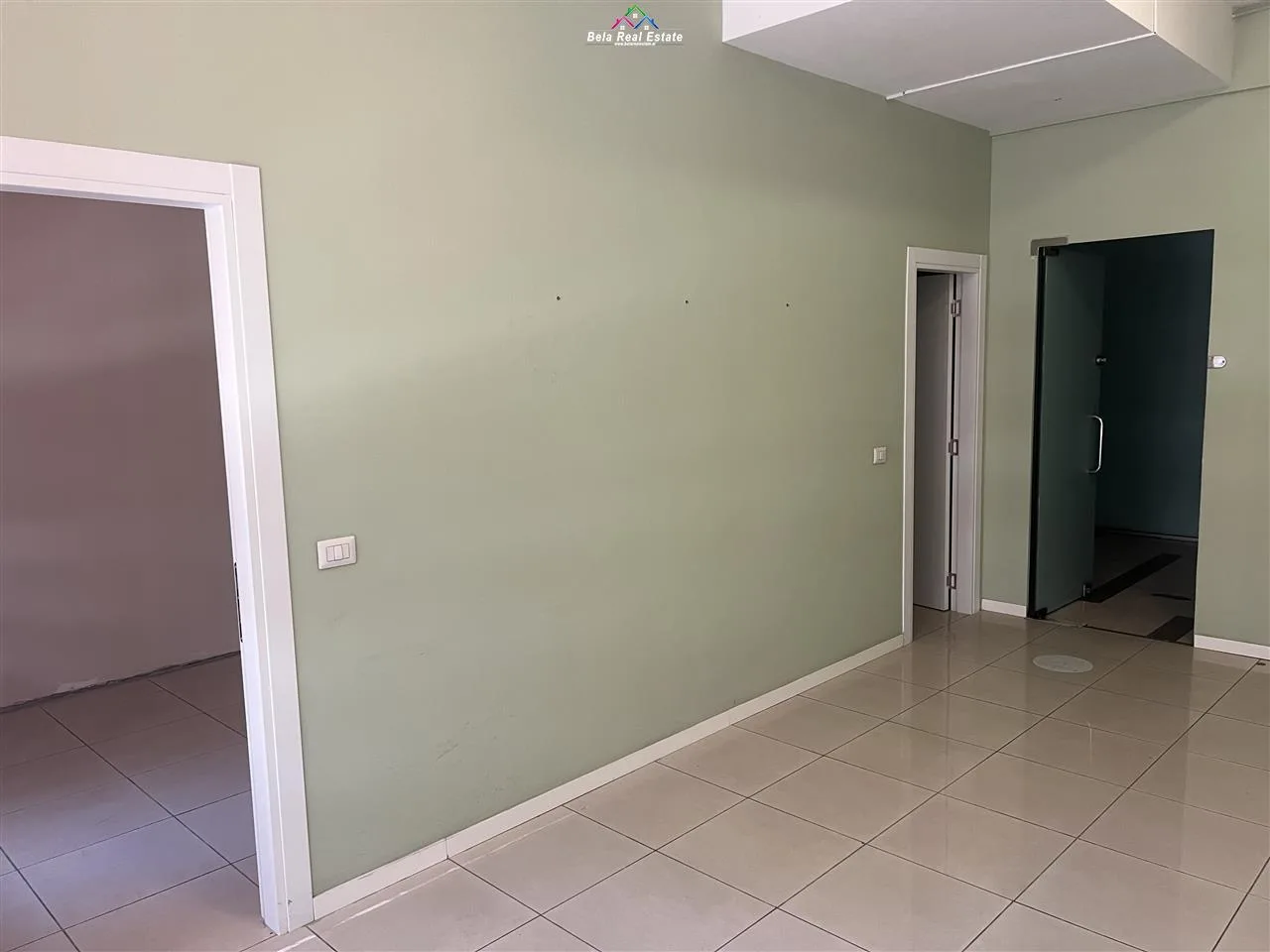 Dyqan Me Qera Tek Kompleksi Halili (ID BD21574) Tirane