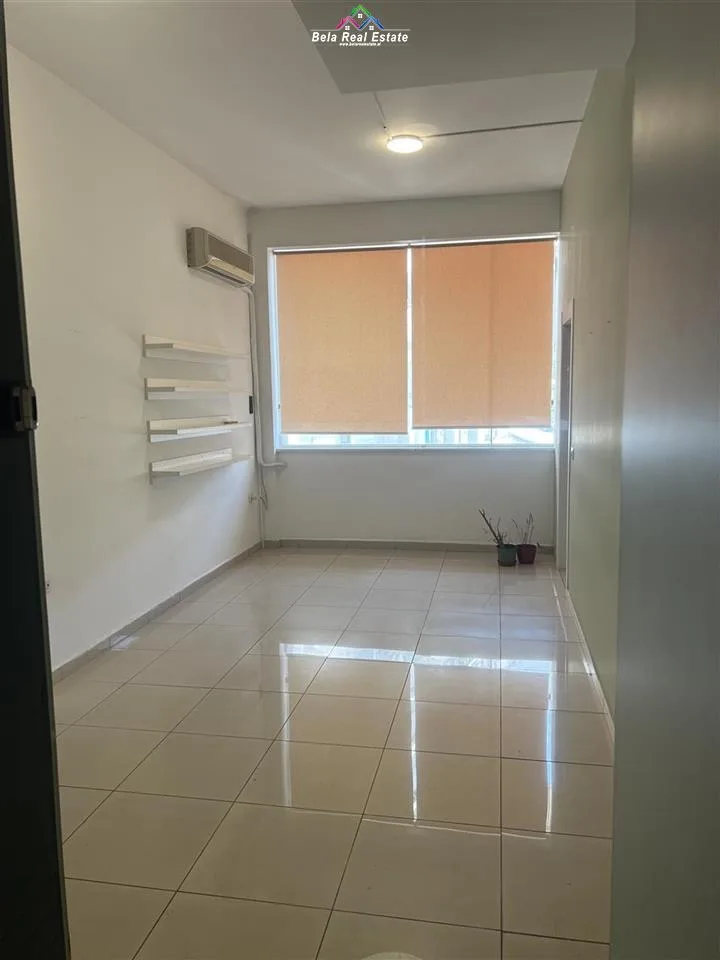 Dyqan Me Qera Tek Kompleksi Halili (ID BD21574) Tirane