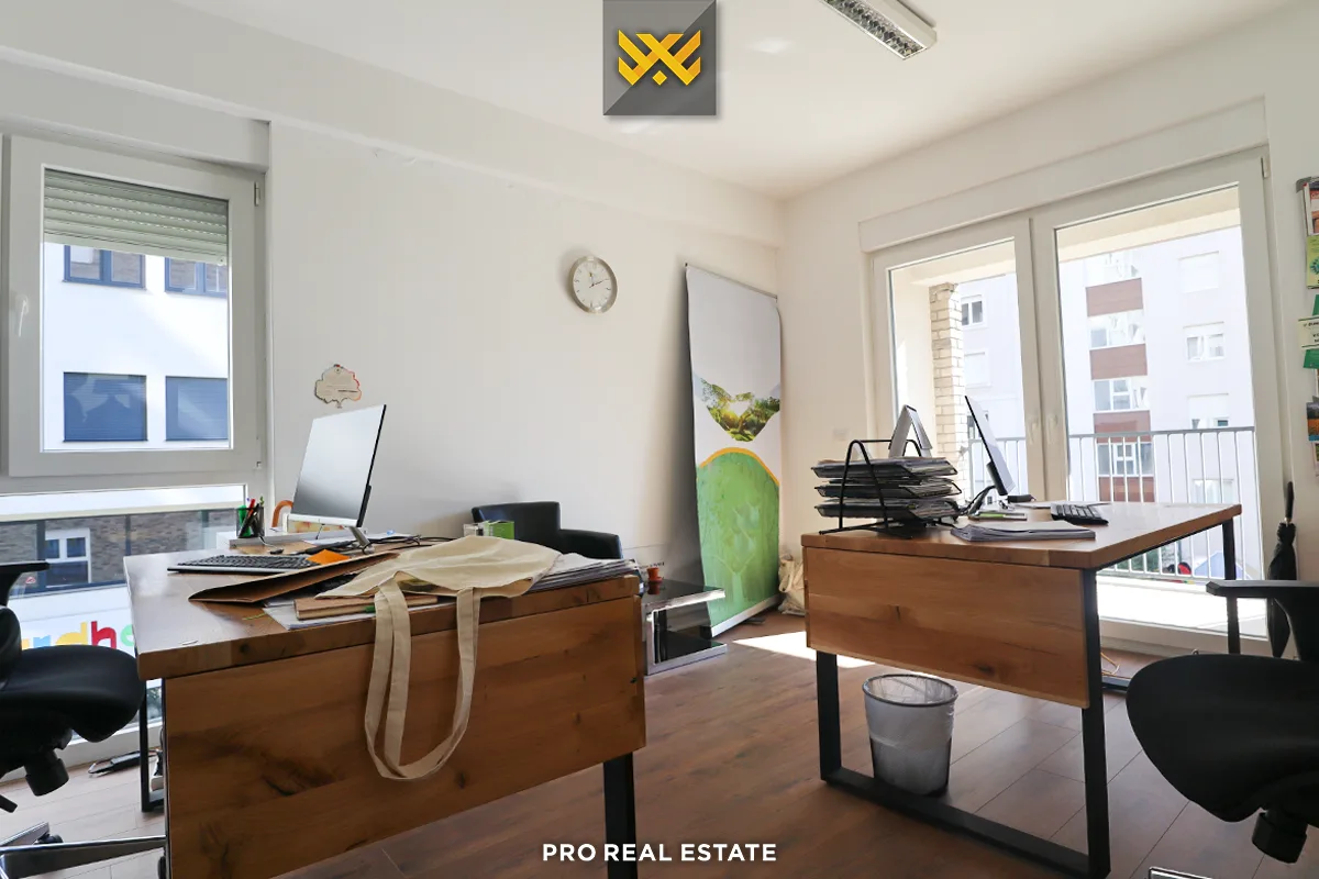 Banesë / Zyrë 98.5m² + 95.8m² për #SHITJE në Aktash