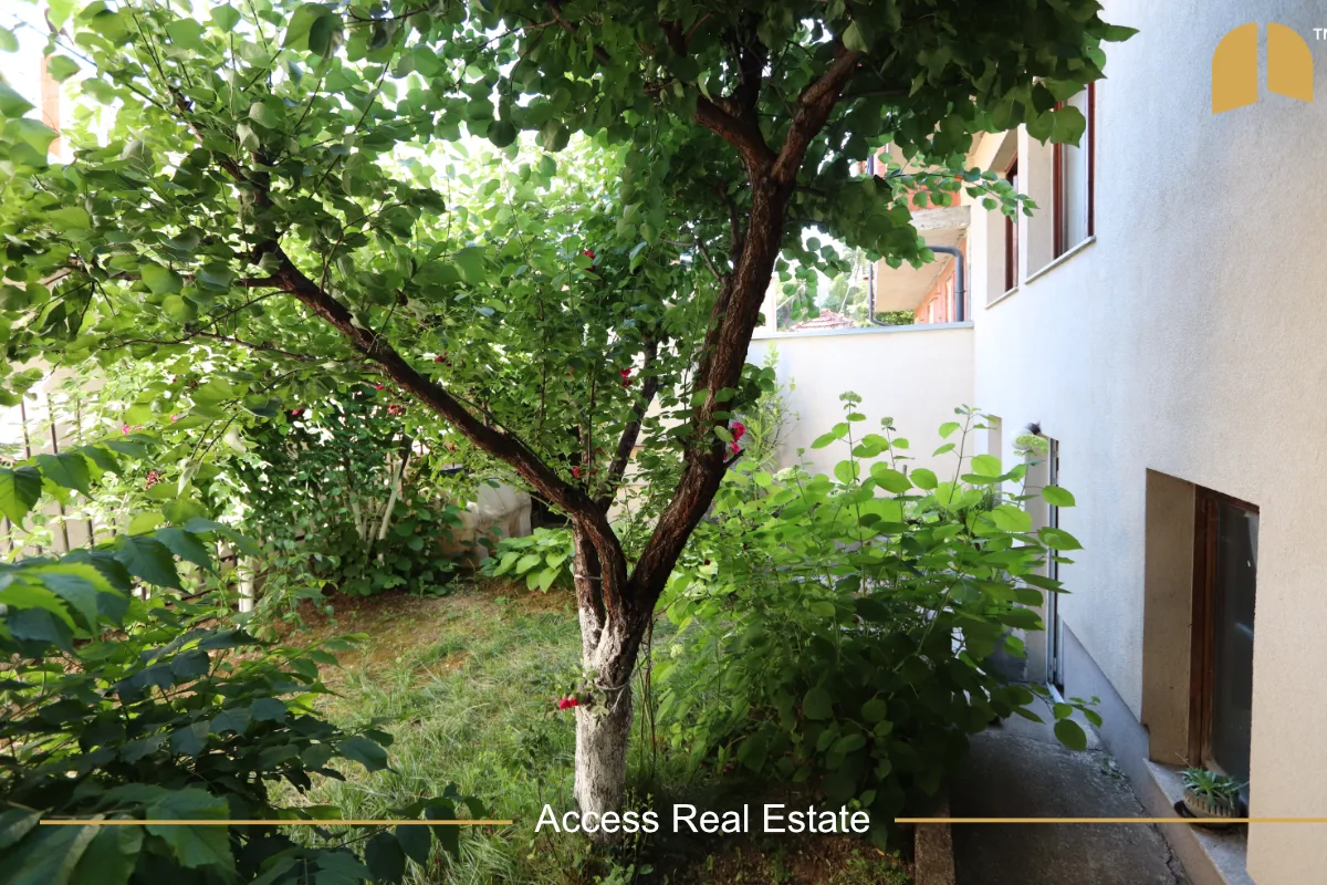 Shtëpi në SHITJE – 300m² në 1.86 Ari Truall ( me fletë poseduese) – Xhamia e Llapit