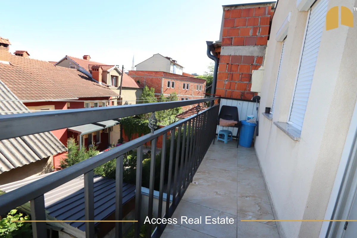 Shtëpi në SHITJE – 300m² në 1.86 Ari Truall ( me fletë poseduese) – Xhamia e Llapit
