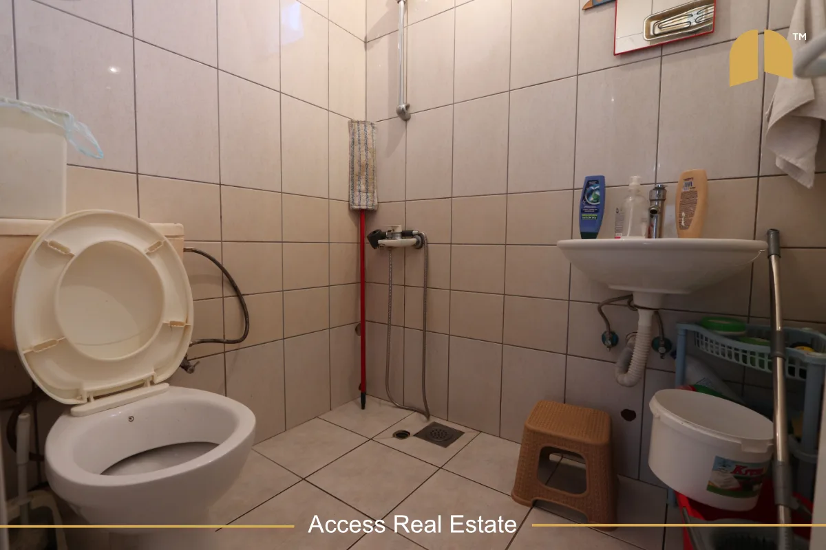 Shtëpi në SHITJE – 300m² në 1.86 Ari Truall ( me fletë poseduese) – Xhamia e Llapit