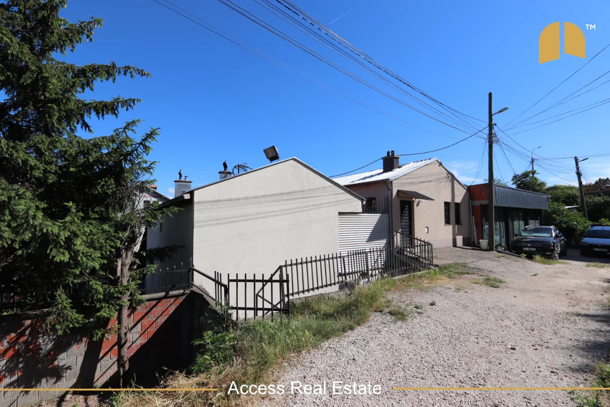 Shtëpi në SHITJE – 300m² në 1.86 Ari Truall ( me fletë poseduese) – Xhamia e Llapit