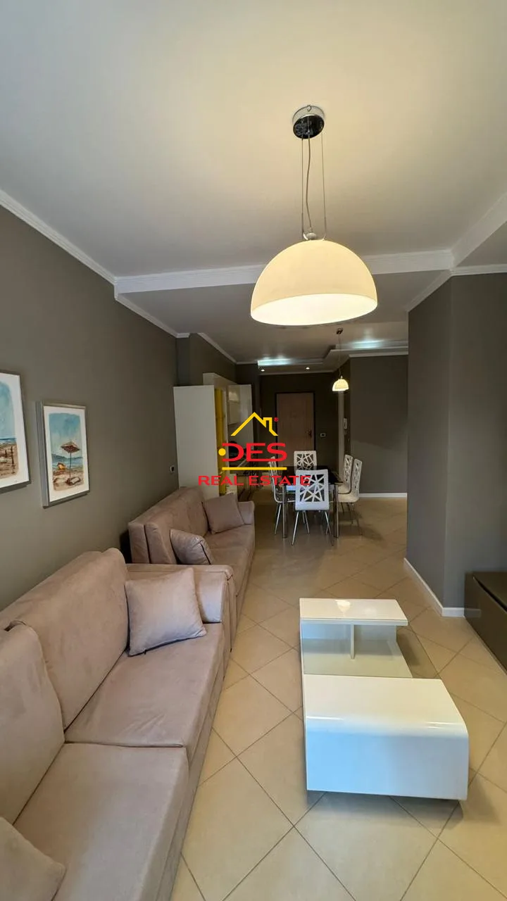 Shitet apartament 2+1 te diplomati në ujë të ftohtë, vlorë.