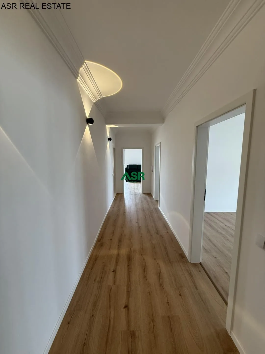 Ofrohet per SHITJE banesa (penthouse) në Lagjen Arberia