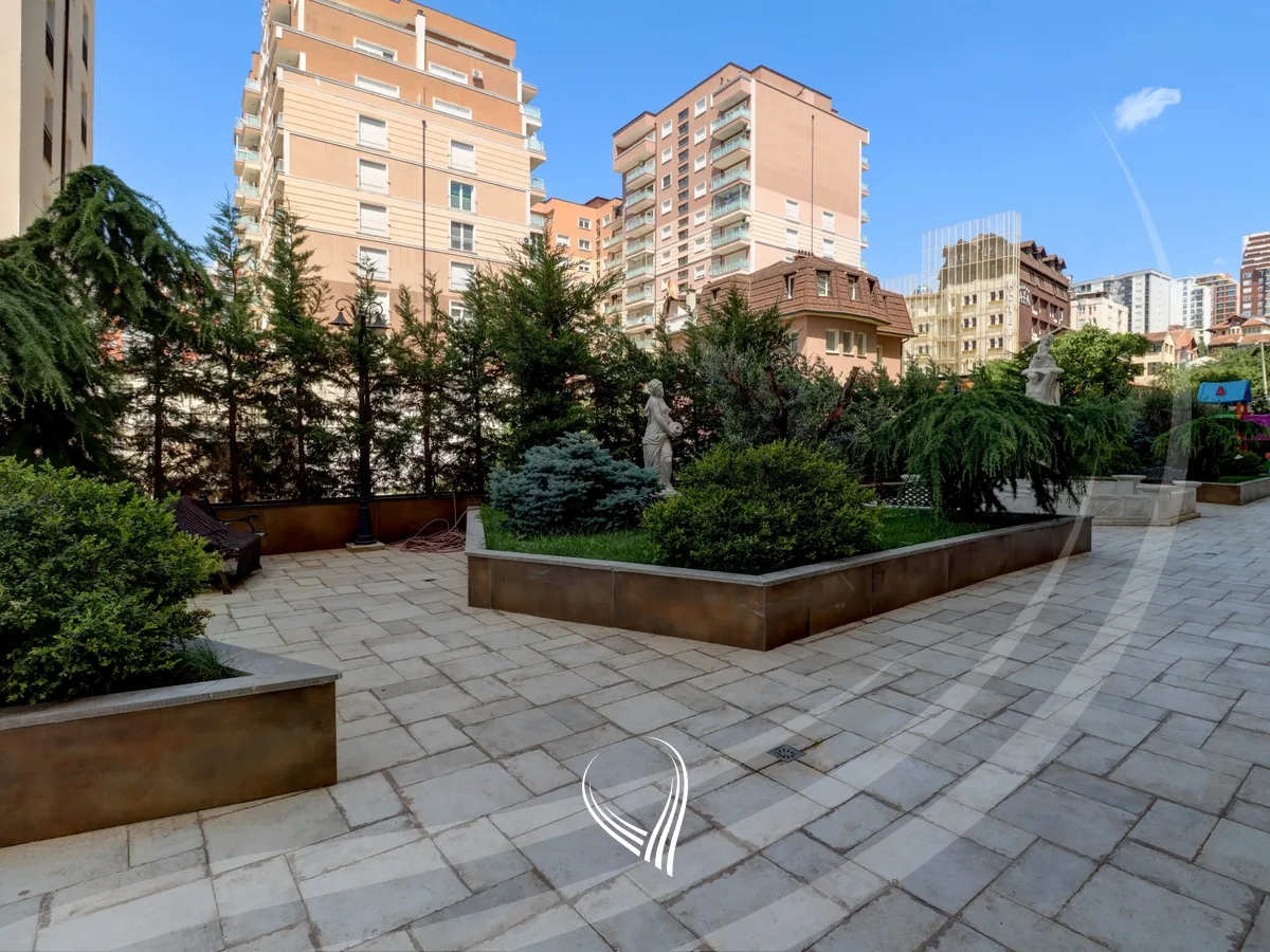 Penthouse me 2 dhoma gjumi me qira në lagjen Aktash – Pika Luxury & Green Apartments