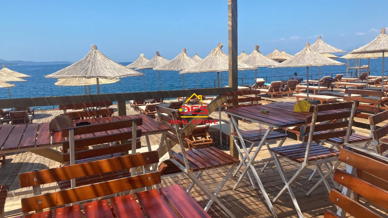 Jepet plazh beach-bar me qera në skamil