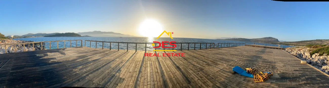 Jepet plazh beach-bar me qera në skamil