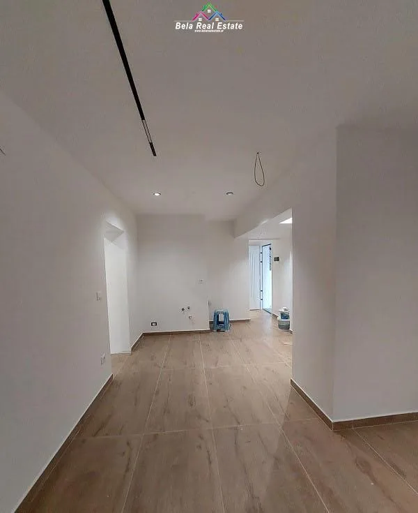 Zyre me qera 1+1 tek Rruga Bardhyl (ID BZ2697) Tirane