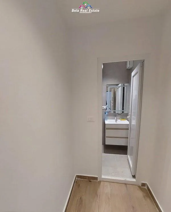 Zyre me qera 1+1 tek Rruga Bardhyl (ID BZ2697) Tirane