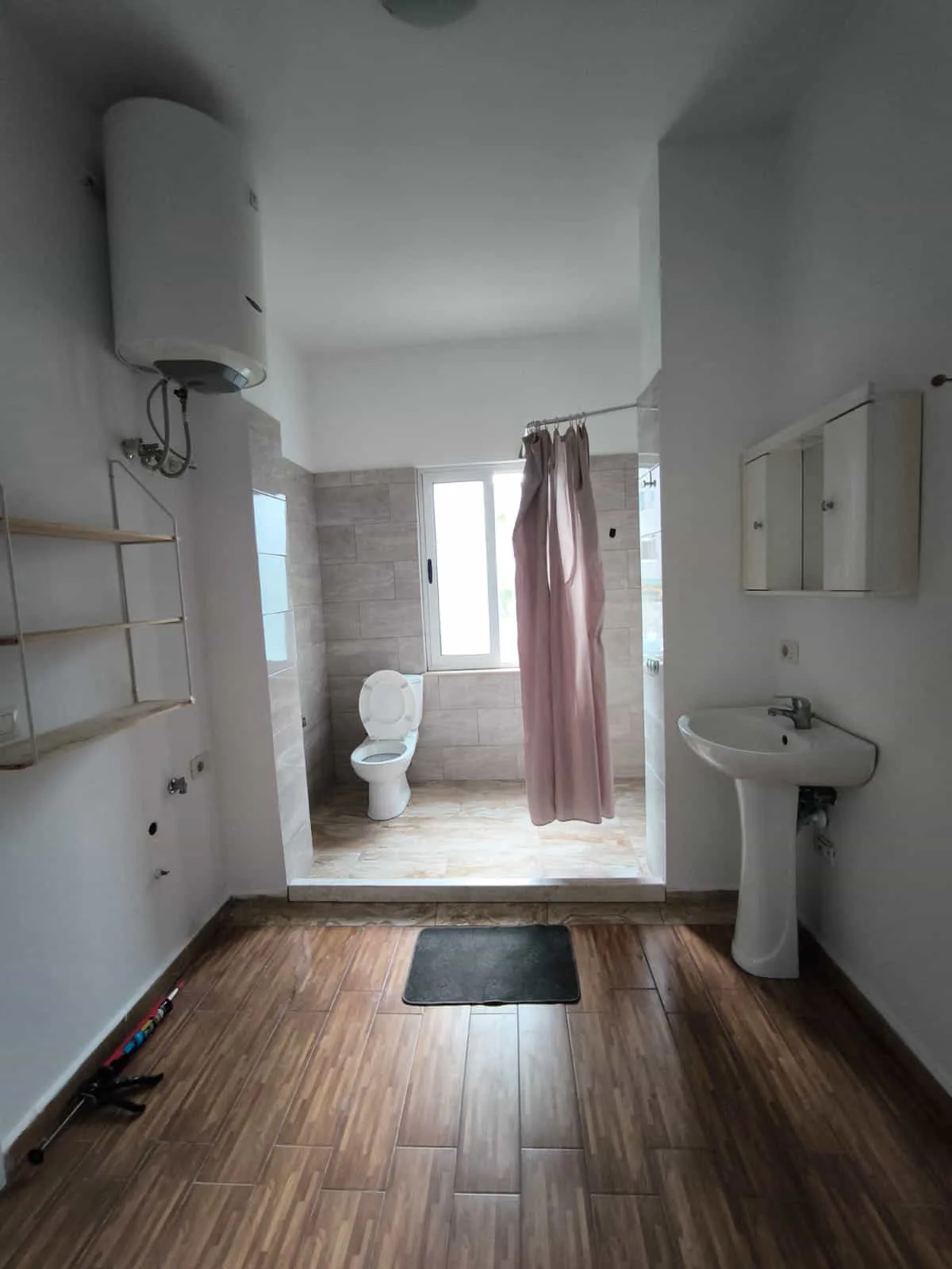Vile Me Qera 1+1 Tek Kodra Priftit (ID BV22439) Tirane.