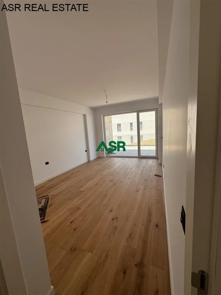 #ID:3204 Terracier 200m2 me #qira në lagjen Marigona Hill