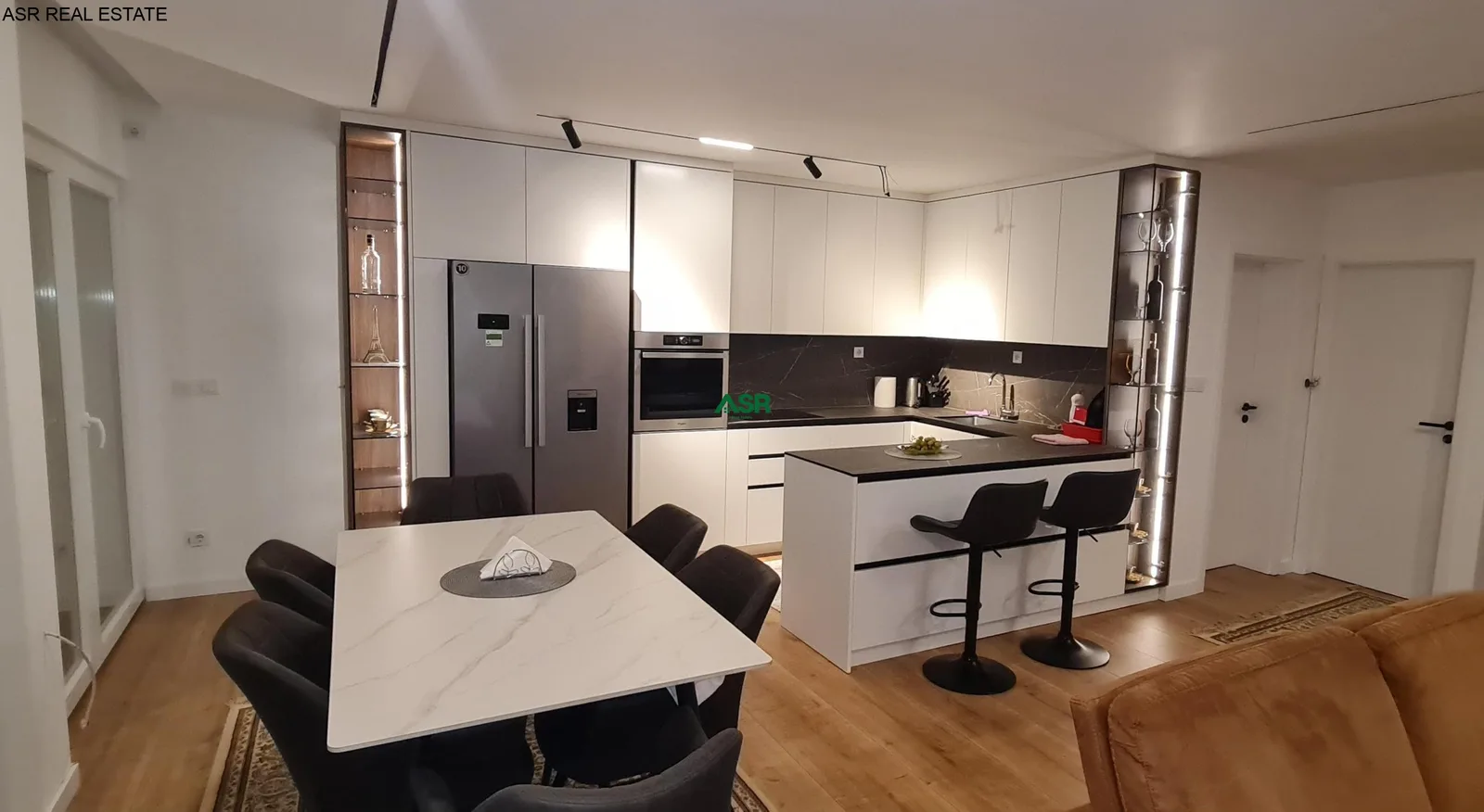 #ID:4338 Shtepi 280m2 me #qira në lagjen Janina ne Prishtine