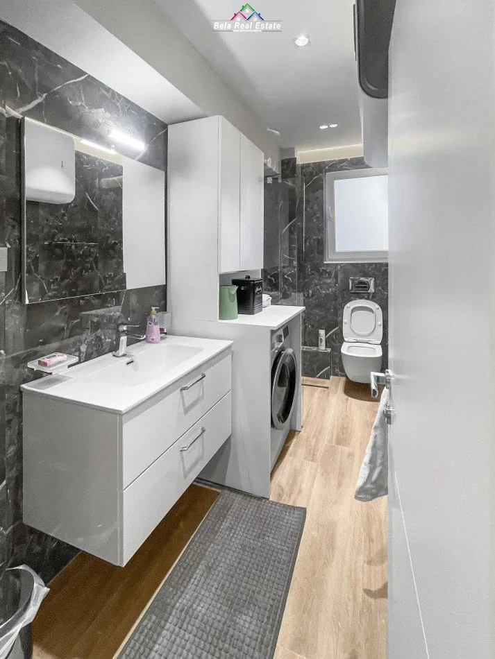 Apartament me qera 1+1 Ne Bllok (ID B210923) Tirane