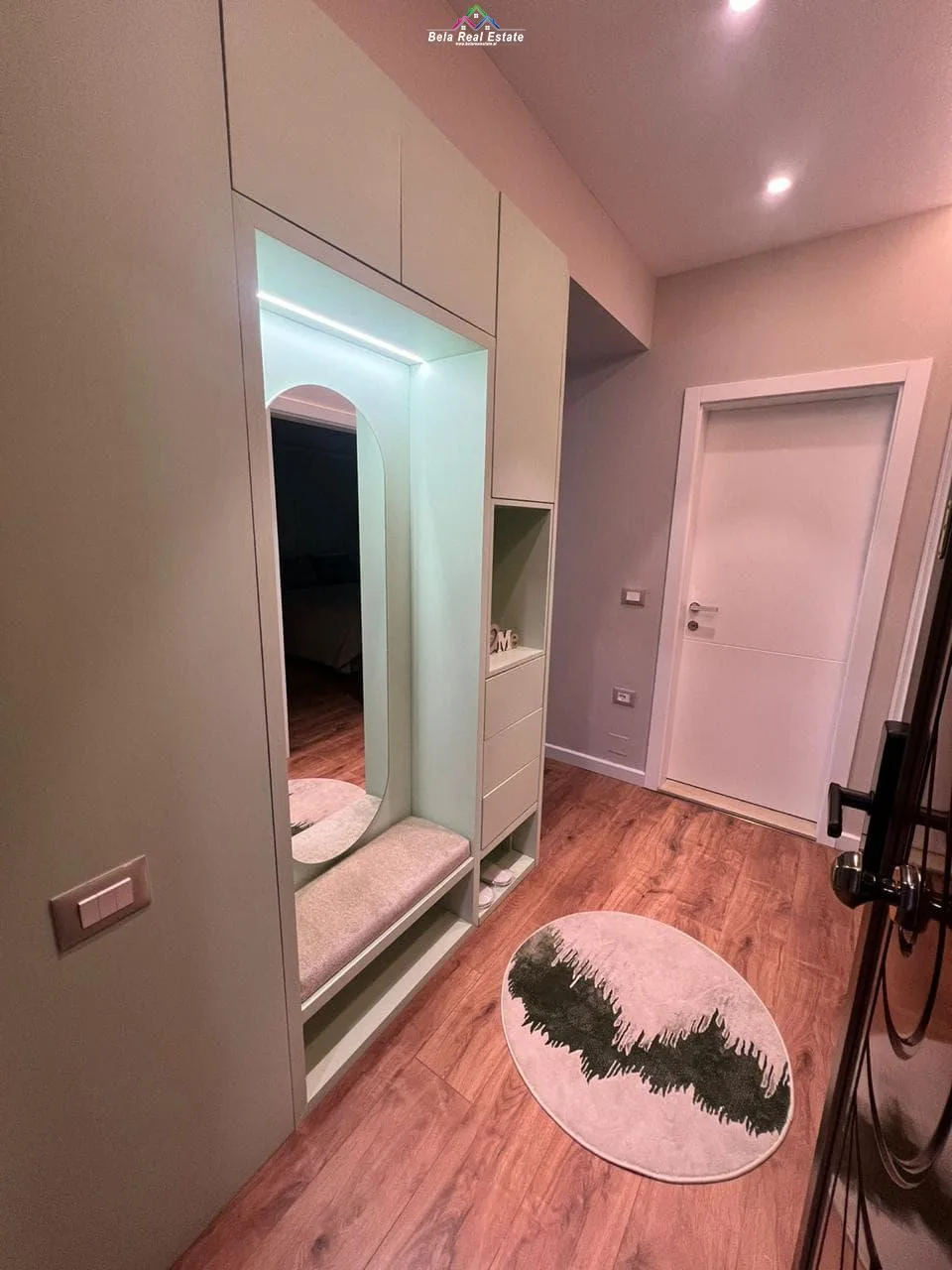 Apartament me qera 1+1 Ne Bllok (ID B210923) Tirane