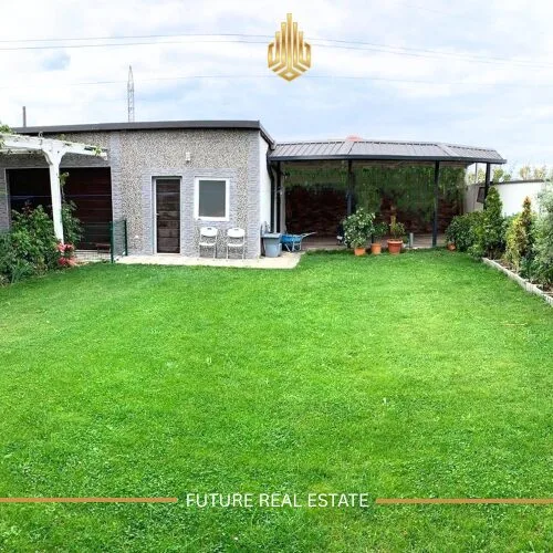 Shtëpia në SHITJE 250m² – në Hajvali me 5.1/ari truall.