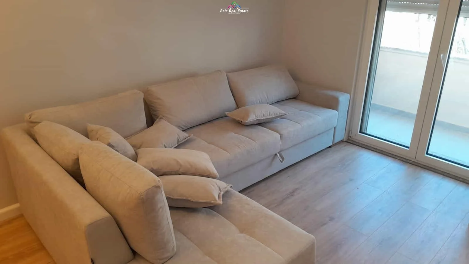 Apartament me Qera 1+1 ne Qender (ID B211291 ) Tirane