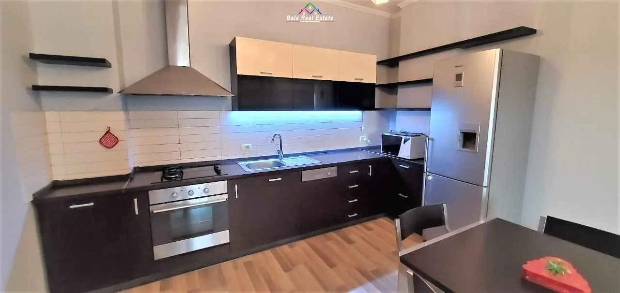 Apartament Me Qera 1+1 Tek Pazari i Ri (ID B2101031) Tirane.